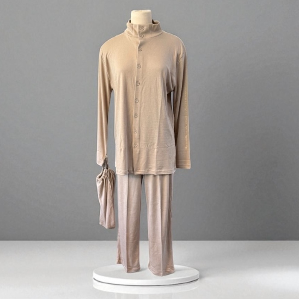 NEW! Gianfranco Ferre Korean Air Pajama Set Fabric Storage Bag Included
